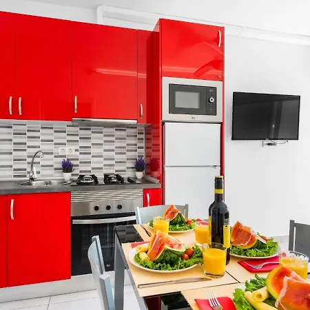 1012 Cristianos Front Row Sea, Pool Free Wifi *