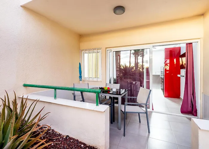 1012 Cristianos Front Row Sea, Pool Free Wifi דירה